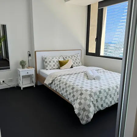 Highview 2 Queen Bed 1 Bath With Gym, Pool And Parking Melbourne Exterior photo
