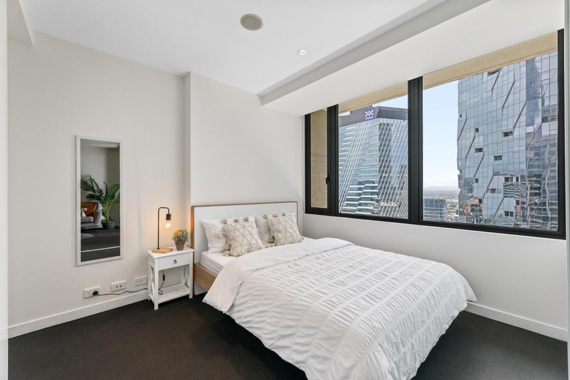 Highview 2 Queen Bed 1 Bath With Gym, Pool And Parking Melbourne