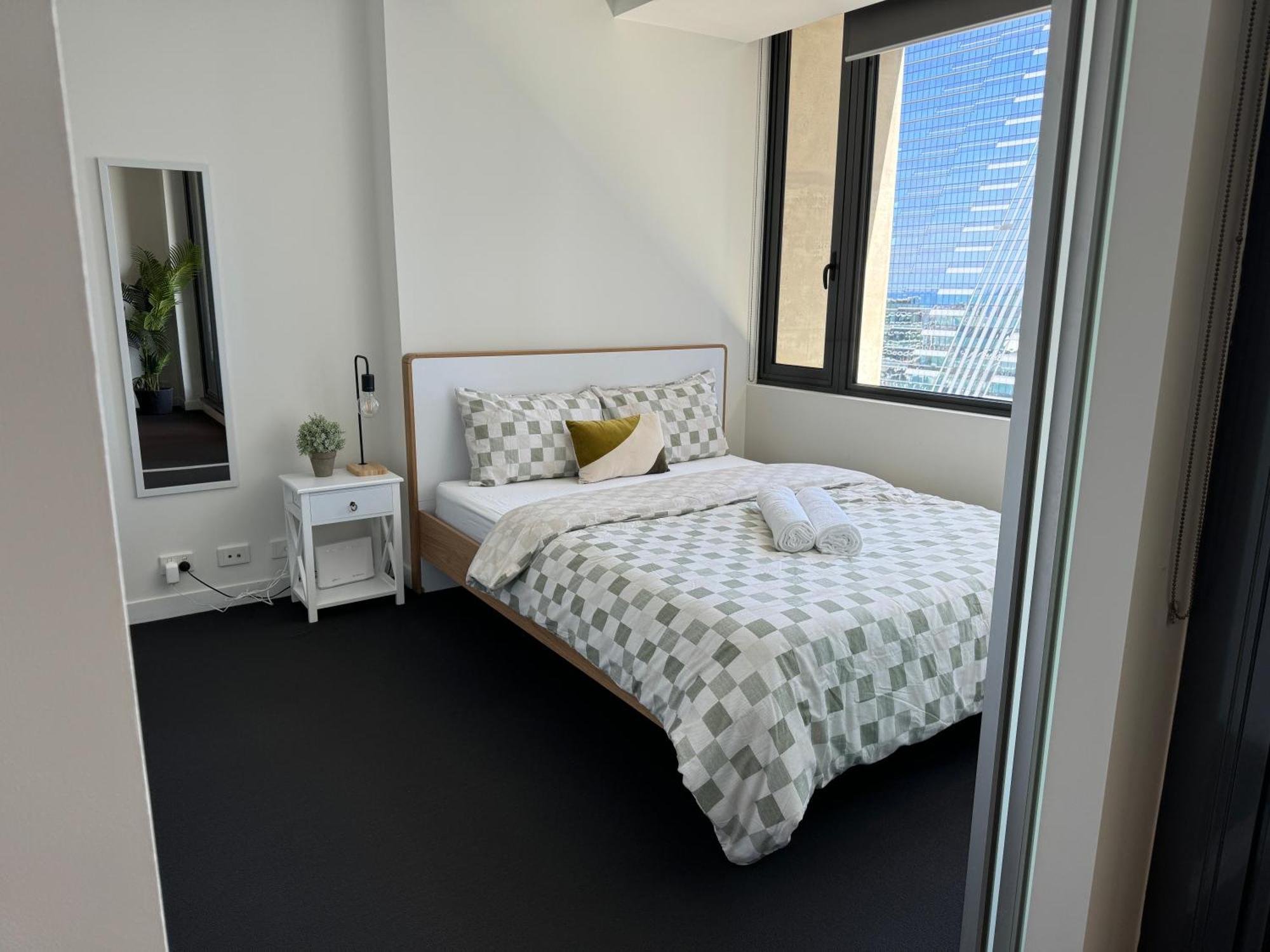Highview 2 Queen Bed 1 Bath With Gym, Pool And Parking Apartment